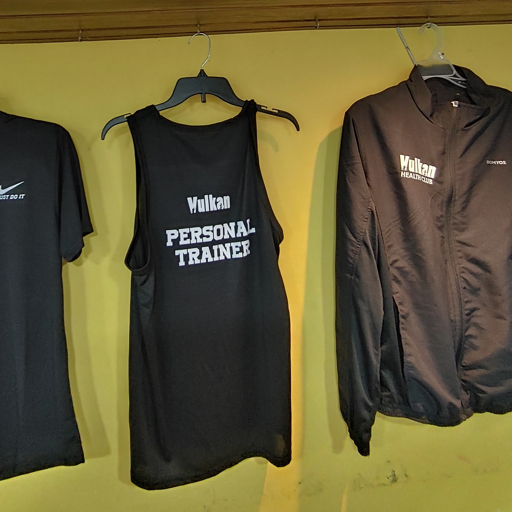 Custom sports jersey printing in Navi Mumbai with name and number — Print Hungama